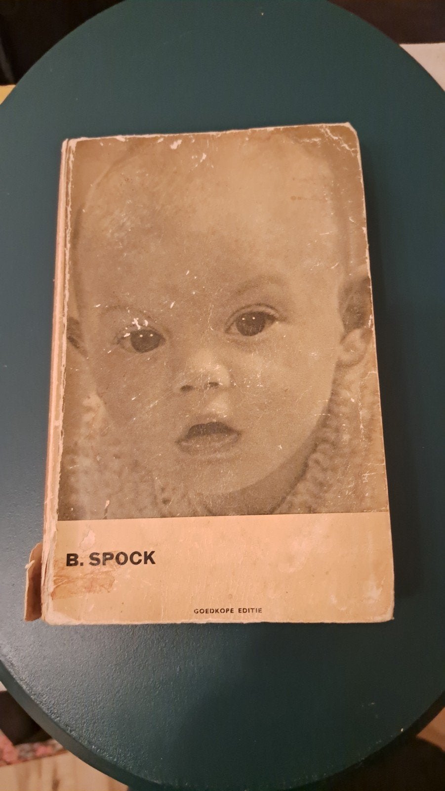 Benjamin Spock. Boek over baby en kleuterverzorging 1946, Ophalen of Verzenden, 1940 tot 1960, Gebruikt