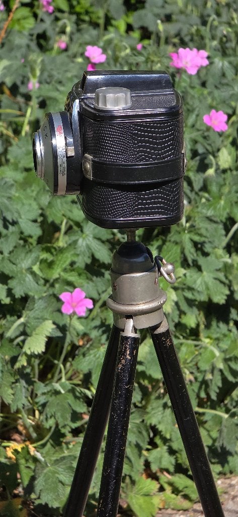 Vintage Agfa Clack camera op BILORA statief , Ophalen, Gebruikt, Meerkleurig, Overige materialen