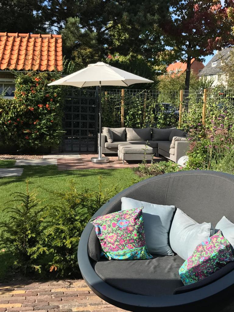 Schommelstoel 1 to sit, Kunststof, Gebruikt, Loungeset, Stoel