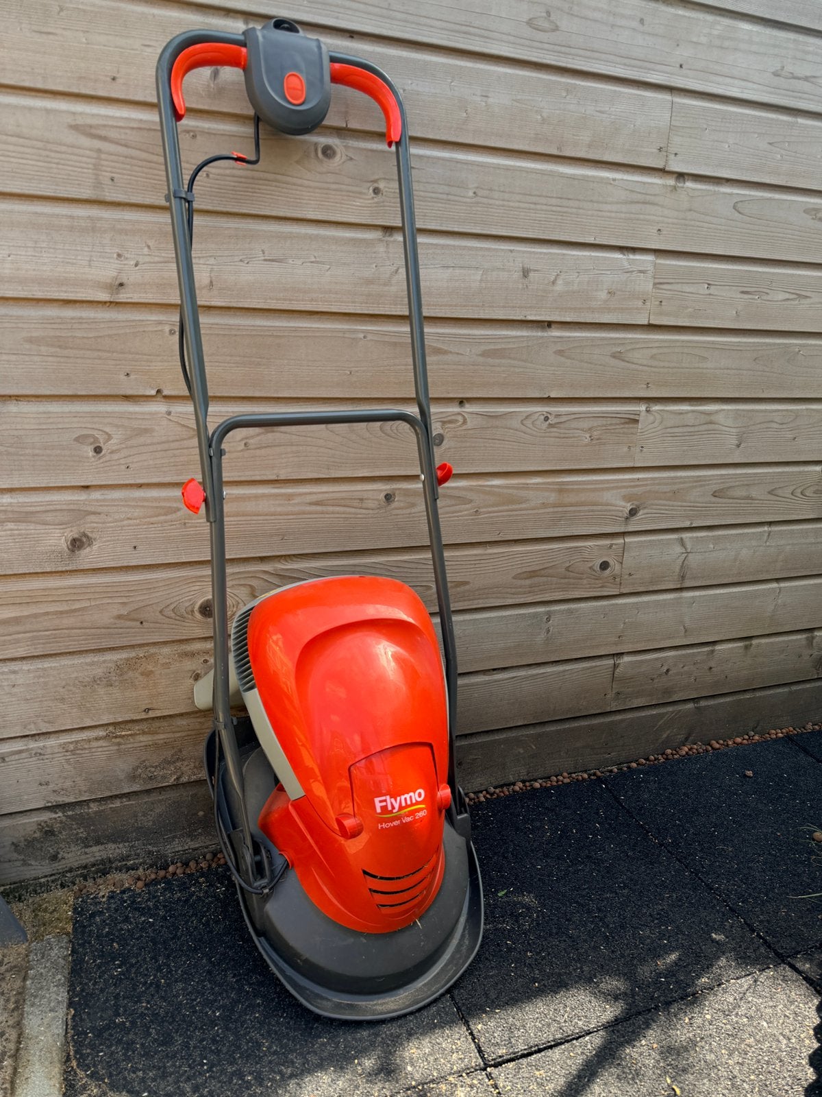 Flymo Hover Vac 260 zweefgrasmaaier – zo goed als nieuw, Ophalen of Verzenden, Zo goed als nieuw