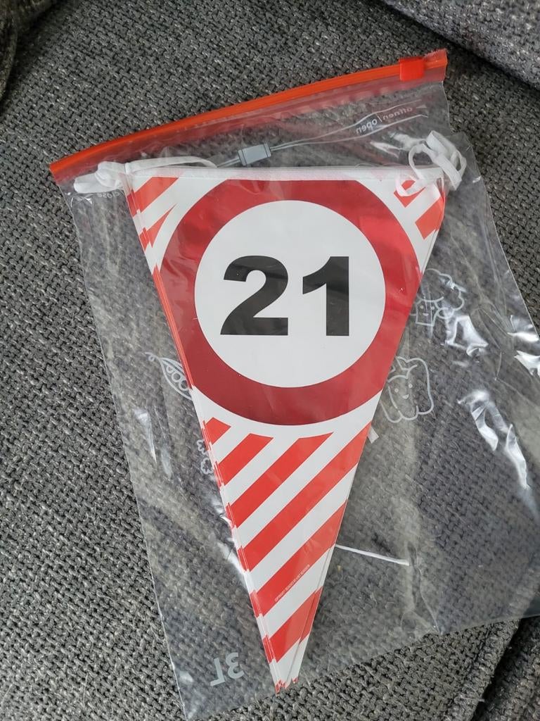 Vlaggetjes 21 jaar verjaardagsversiering, Diversen, Vlaggen en Wimpels, Ophalen of Verzenden