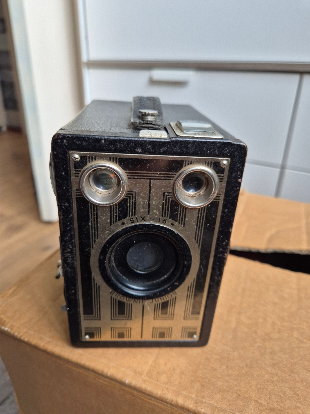 1 Vintage Kodak Six-16 Boxcamera  brownie junior, Ophalen of Verzenden, Compact, Kodak