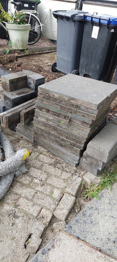 GRATIS! Tuintegels 60x60 antracietgrijs, Tuin en Terras, Tegels en Klinkers, Ophalen, Gebruikt, 5 tot 10 m², Beton