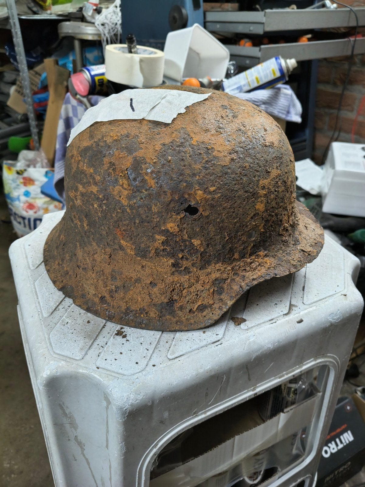 Duitse helm bodemvondst, Ophalen, Duitsland, Helm of Baret