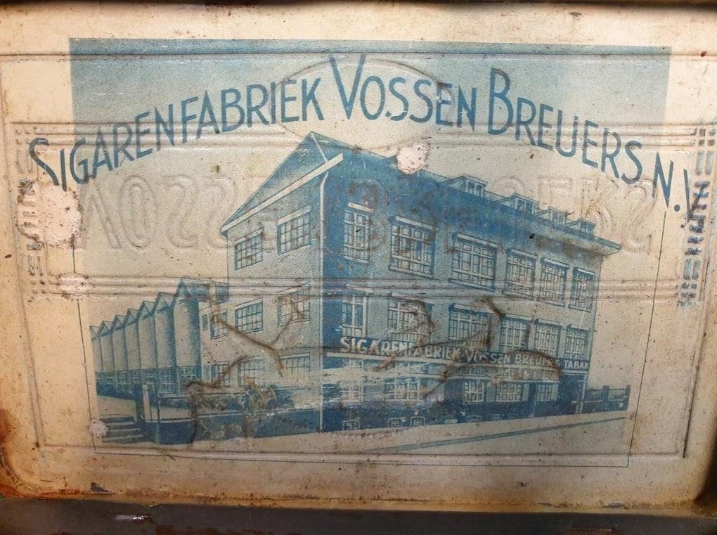 Vintage Vossen Breuers Tabaksdoos antiek sigarenblik Tin Art, Ophalen of Verzenden, Gebruikt, Koek(jes)