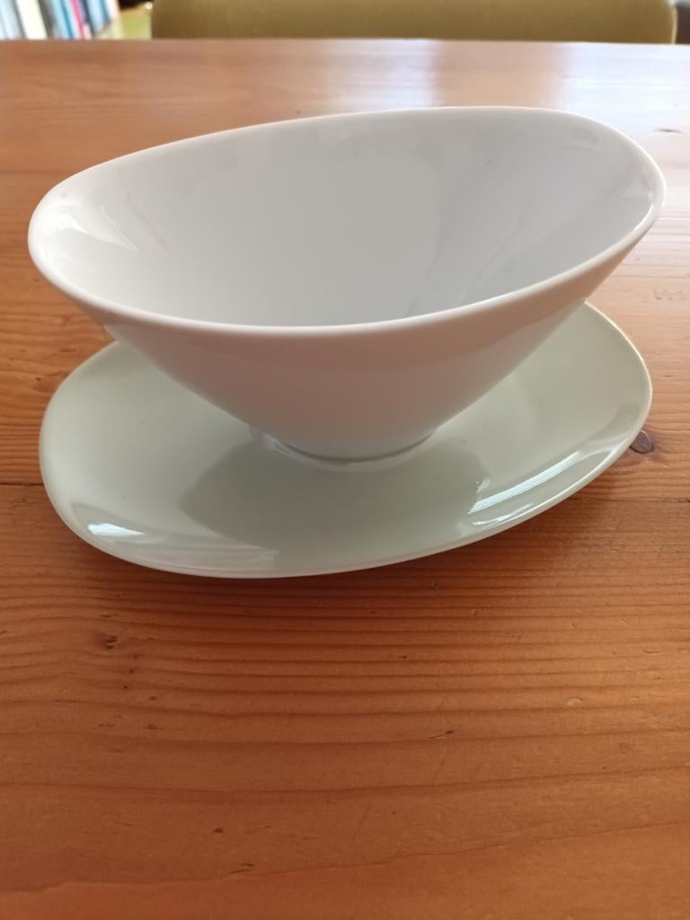 Arzberg  - 311 sauskom juskom wit / pastelgroen, Ophalen of Verzenden, Zo goed als nieuw, Kom(men), Overige stijlen
