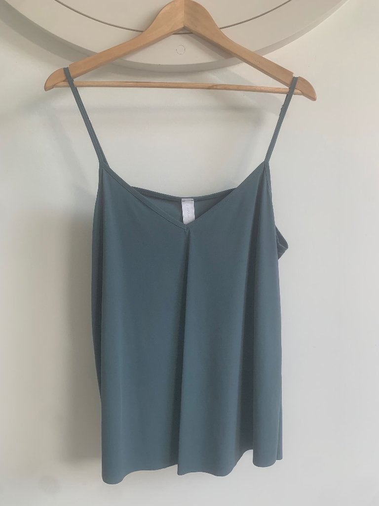 Japan TKY Top L/40, Kleding | Dames, Tops, Zo goed als nieuw, Maat 42/44 (L), Blauw, Zonder mouw, Verzenden