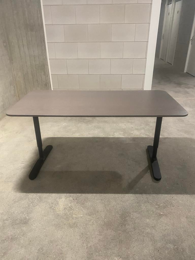 IKEA Bekant bureau grijs 160x80 cm, Ophalen, In hoogte verstelbaar, Gebruikt