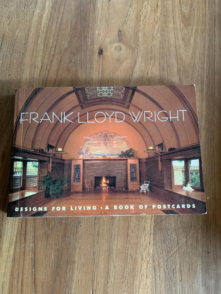 Frank Lloyd Wright - Designs for living postcards, Ophalen of Verzenden, Zo goed als nieuw