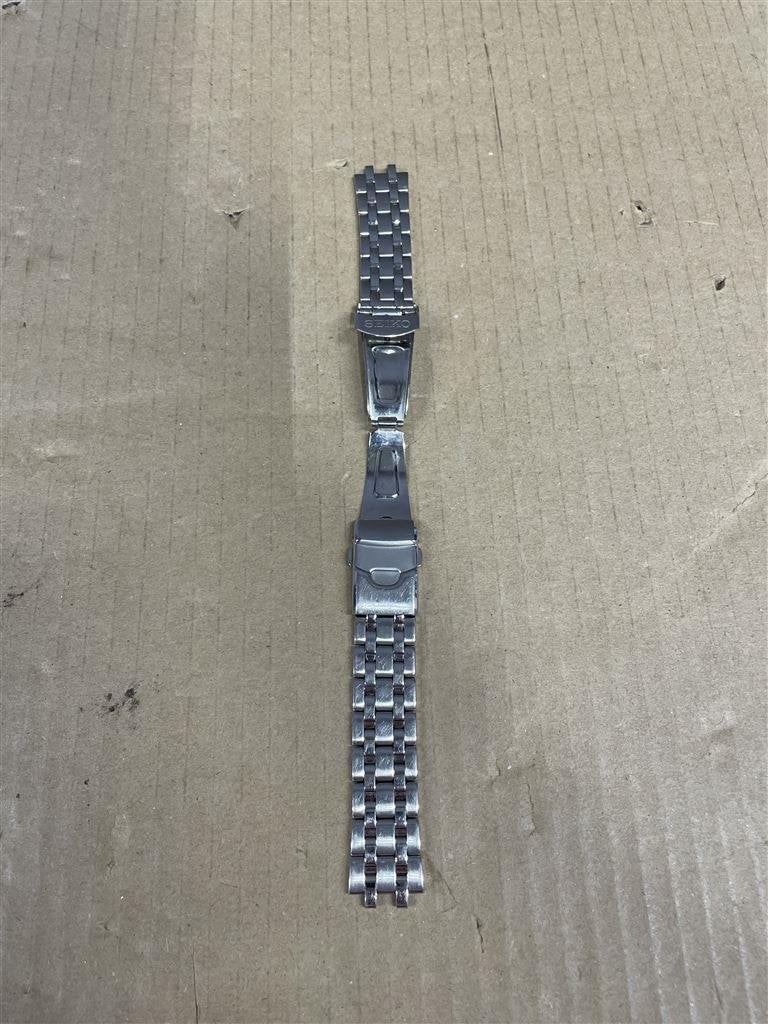 Seiko Stainless Steel 20 MM Armband zonder endlinks, Ophalen of Verzenden, Zo goed als nieuw, Zilver, Zilver