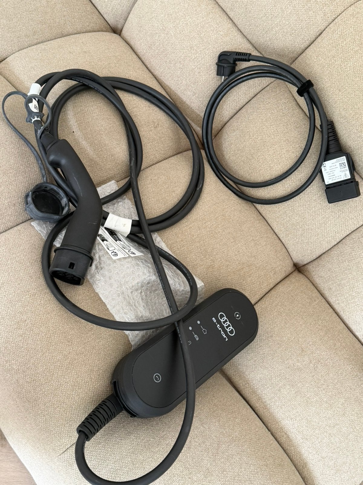 Audi e-tron Thuislader laadpaal / Universal Charger, Ophalen of Verzenden