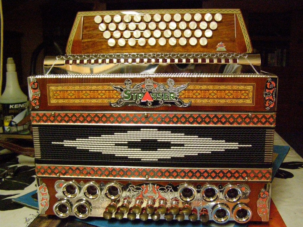 Te koop Strasser Harmonica De Luxe, Ophalen of Verzenden, Zo goed als nieuw