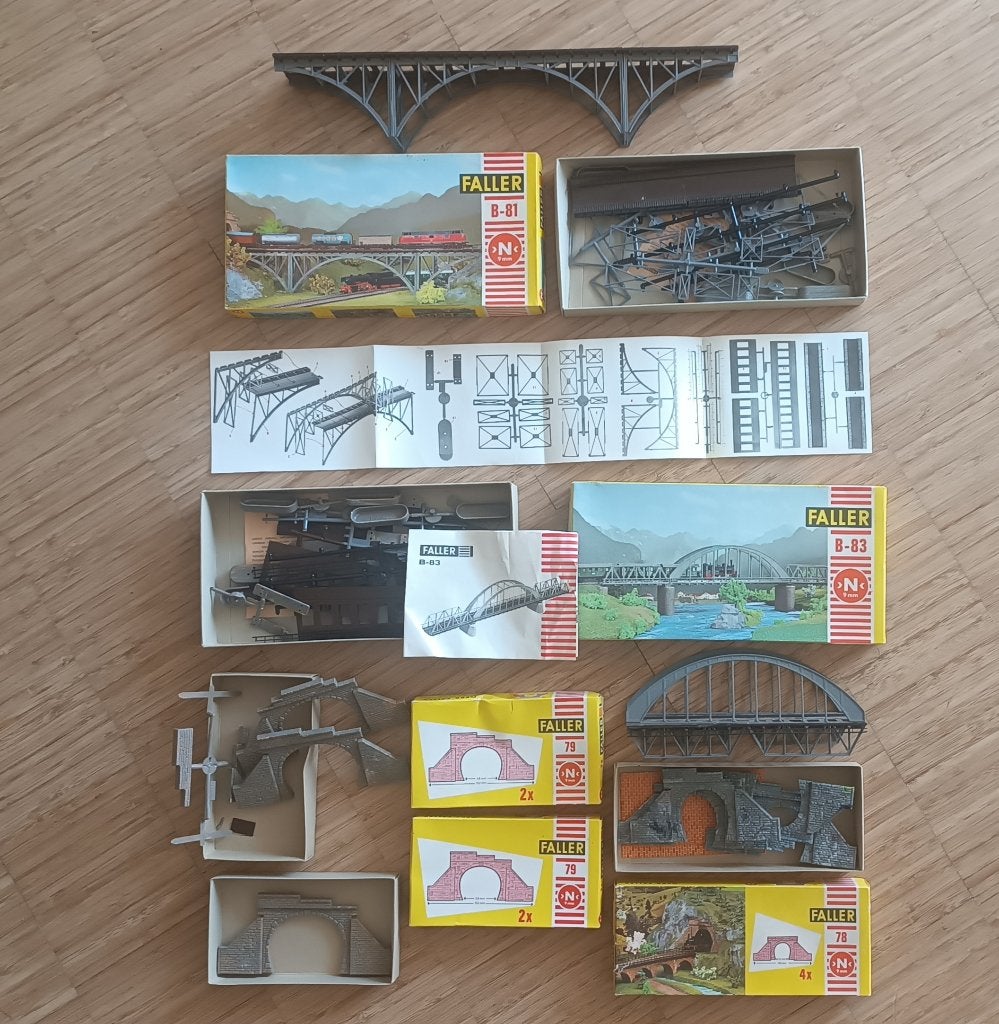 Faller N-schaal modelbouw lot (B-81, B-83, 78, 79), Overige merken, Gebruikt, Gelijkstroom of Wisselstroom, Brug, Tunnel of Gebouw