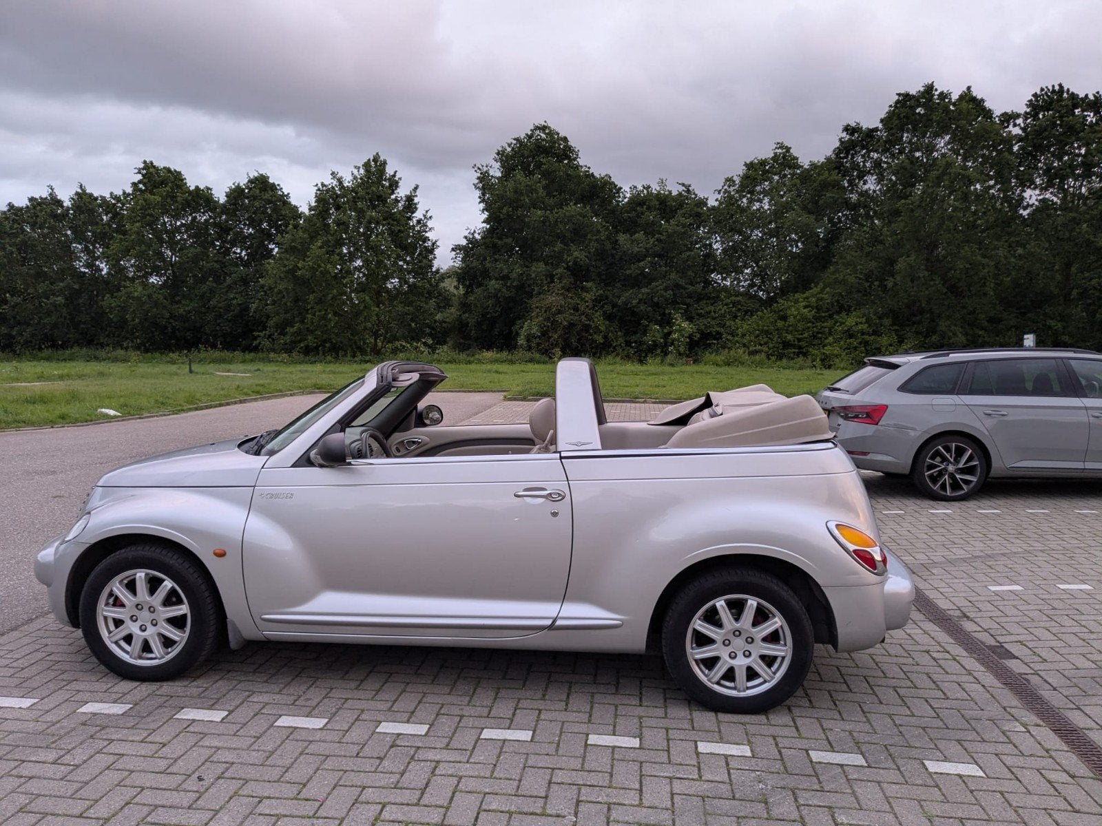 Chrysler PT Cruiser 2.4 I 16V Turbo Cabrio 2004 Grijs, Voorwielaandrijving, 450 kg, 223 pk, 4 cilinders