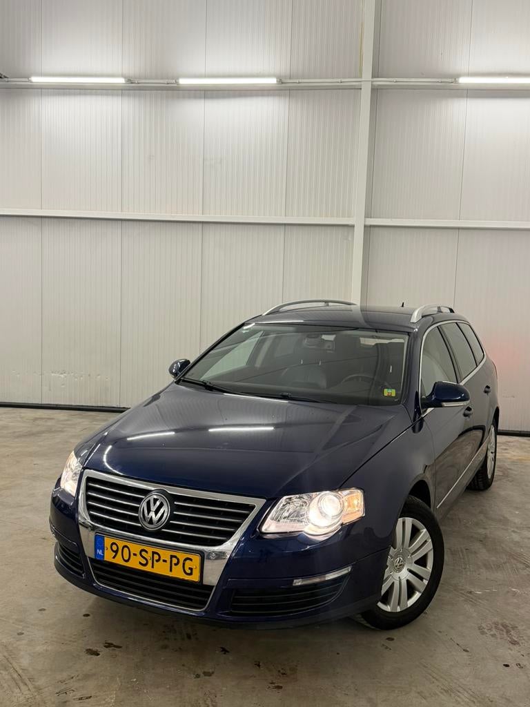 Volkswagen Passat 2.0 Variant Automaat Eerste Eigenaar!, Zwart, 4 cilinders, 1984 cc, Blauw