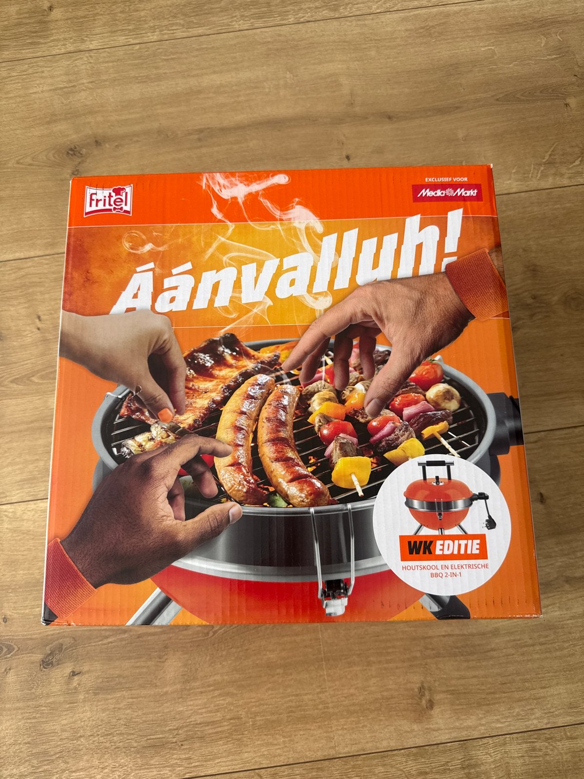 Fritel Houtskool en Elektrische BBQ 2-in-1 WK Editie, Ophalen, Nieuw