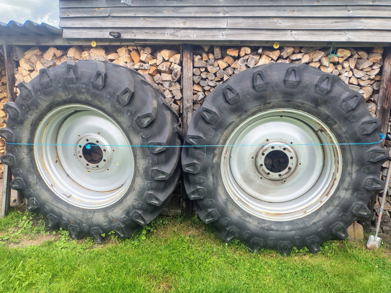 Pirelli 580/70R38 op 18x38 velg, Zakelijke goederen, Agrarisch | Onderdelen | Banden, Velgen en Assen, Ophalen