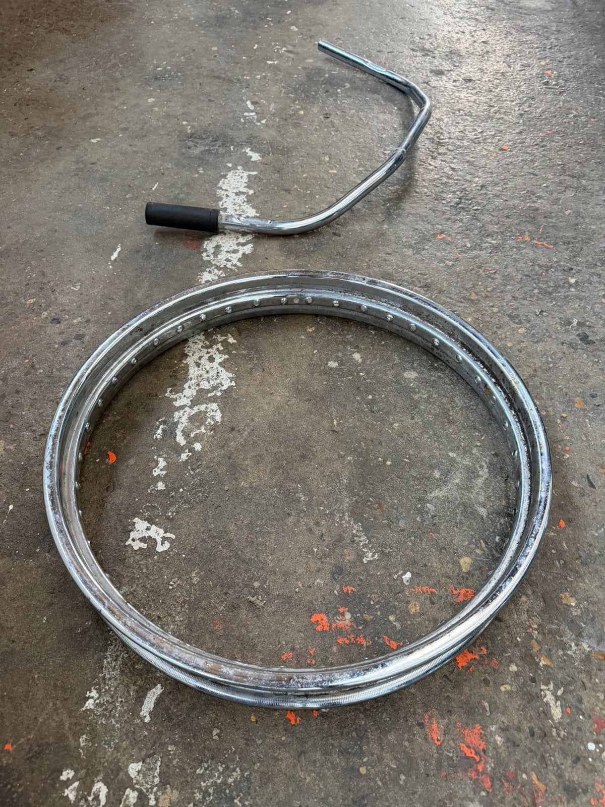 Harley davidson stuur en 21 inch velg 20 per stuk, Motoren, Verzenden, Gebruikt
