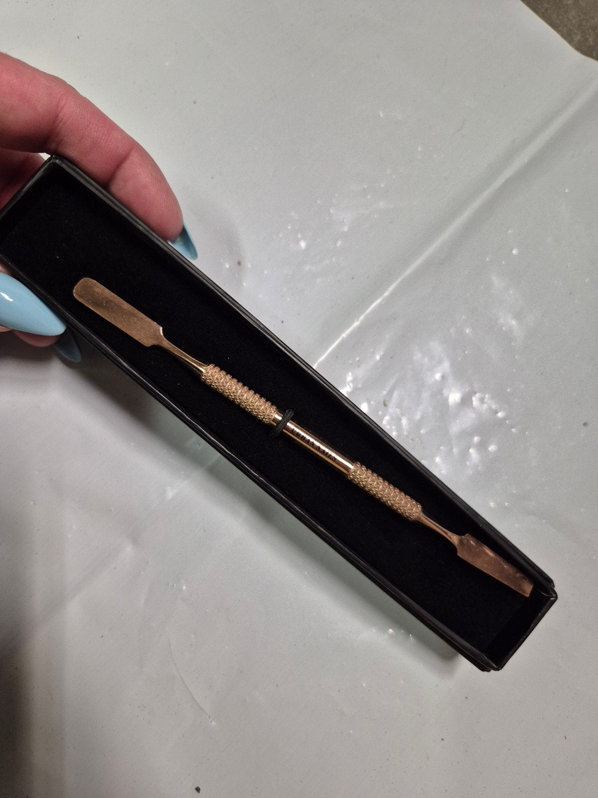 nieuw urban nails rosegold spatula dubbel ended, Ophalen of Verzenden, Nieuw, Overige kleuren, Handen en Nagels