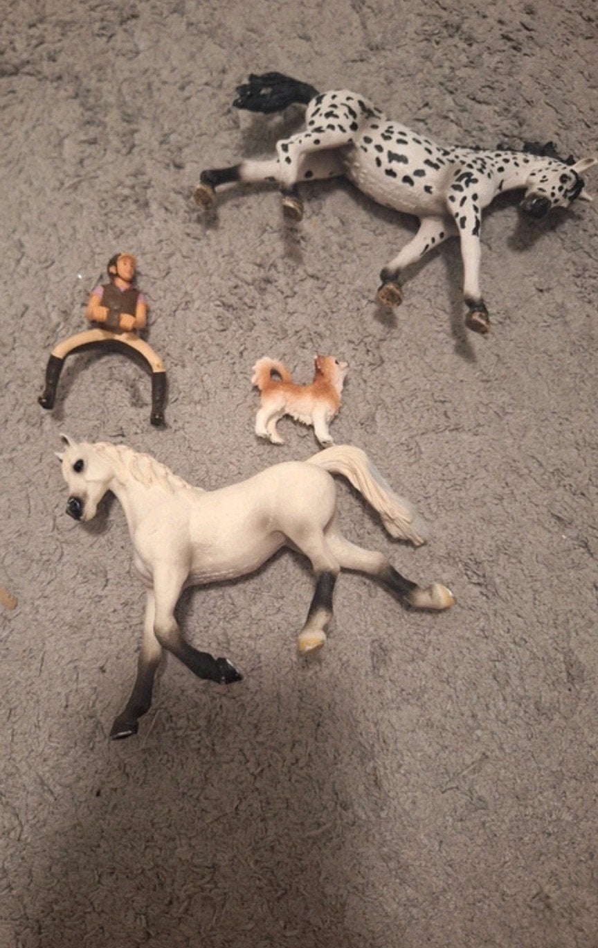 schleich te koop, Verzenden, Paard, Beeldje of Figuurtje