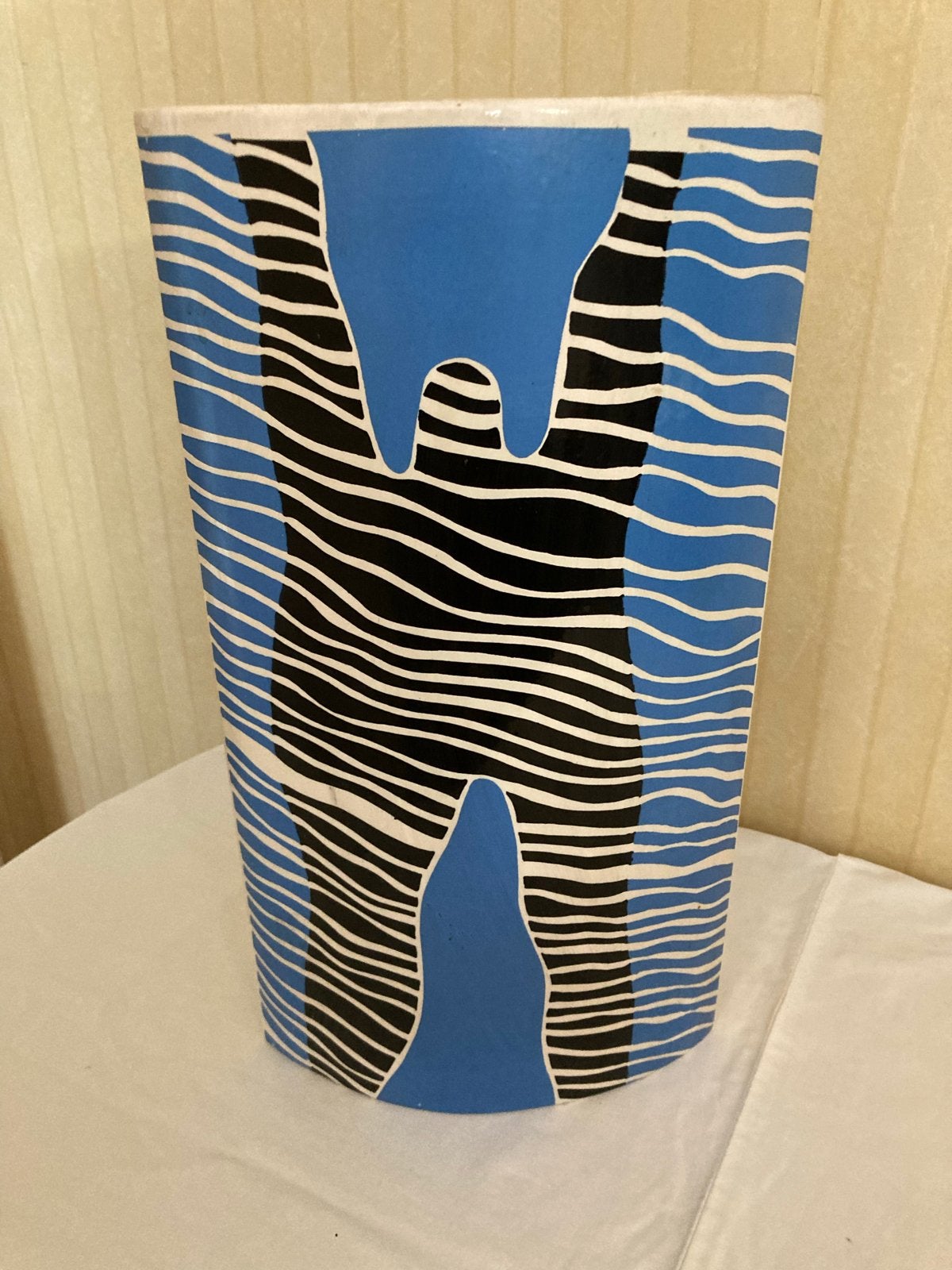 Vaas van Jan Snoeck - Gerepareerd, 40 cm hoog, Ophalen