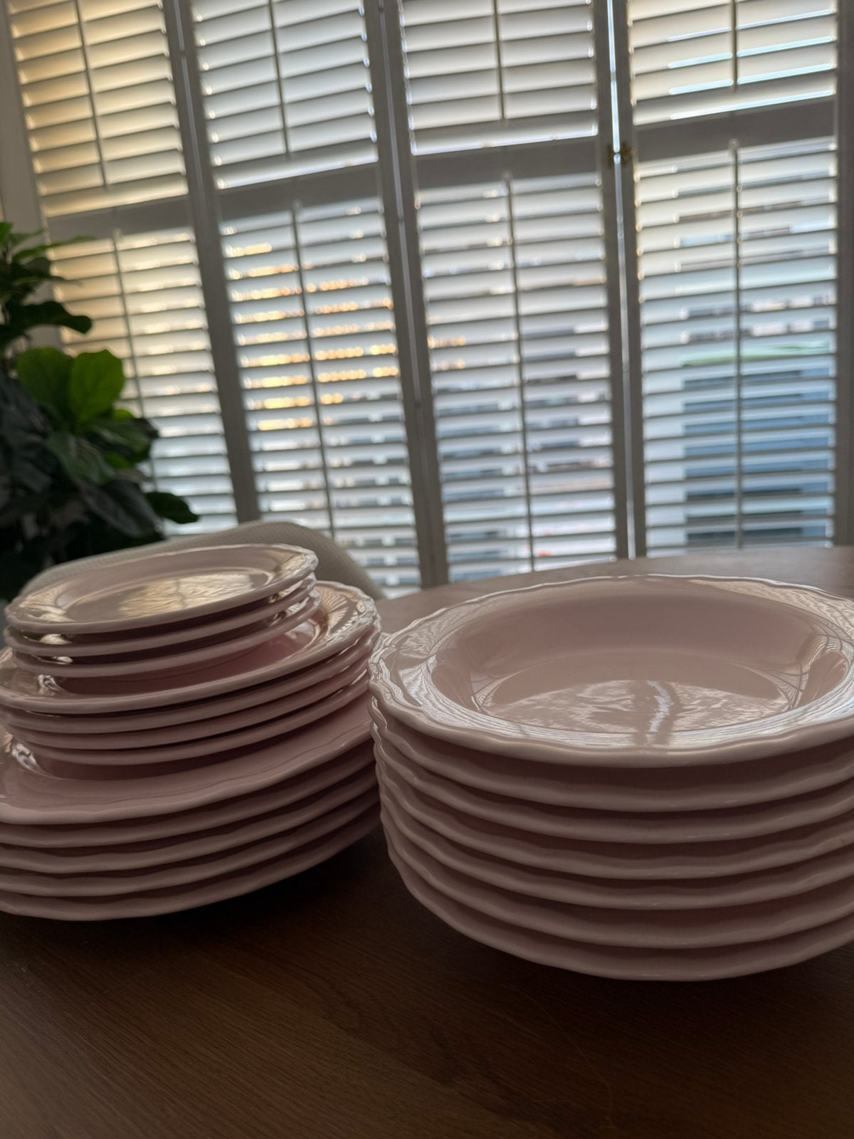 Roze borden/ loss servies, Huis en Inrichting, Keuken | Servies, Ophalen, Nieuw, Bord(en), Overige stijlen