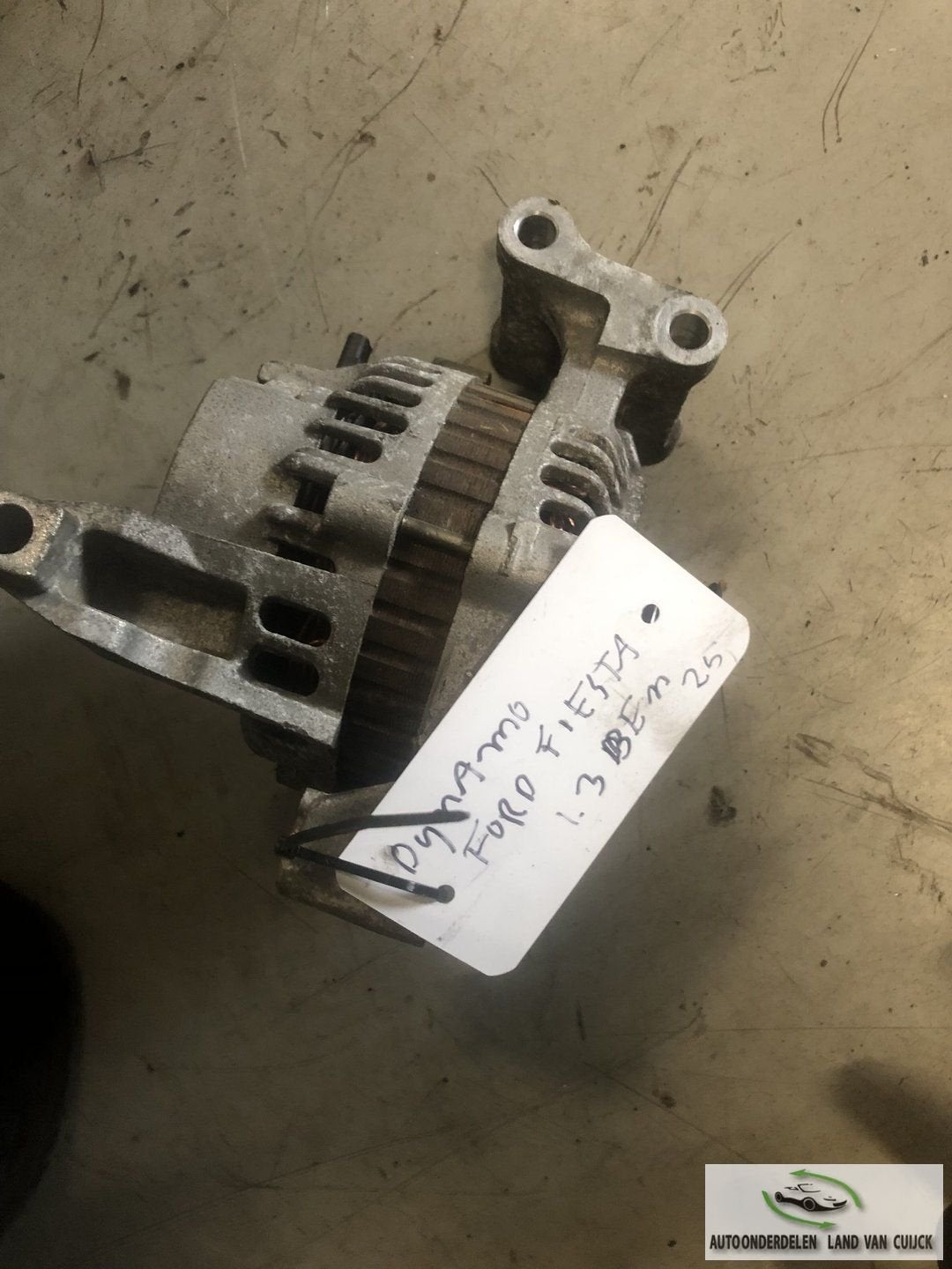 Ford Fiesta 1.3 benzine 1998  Dynamo