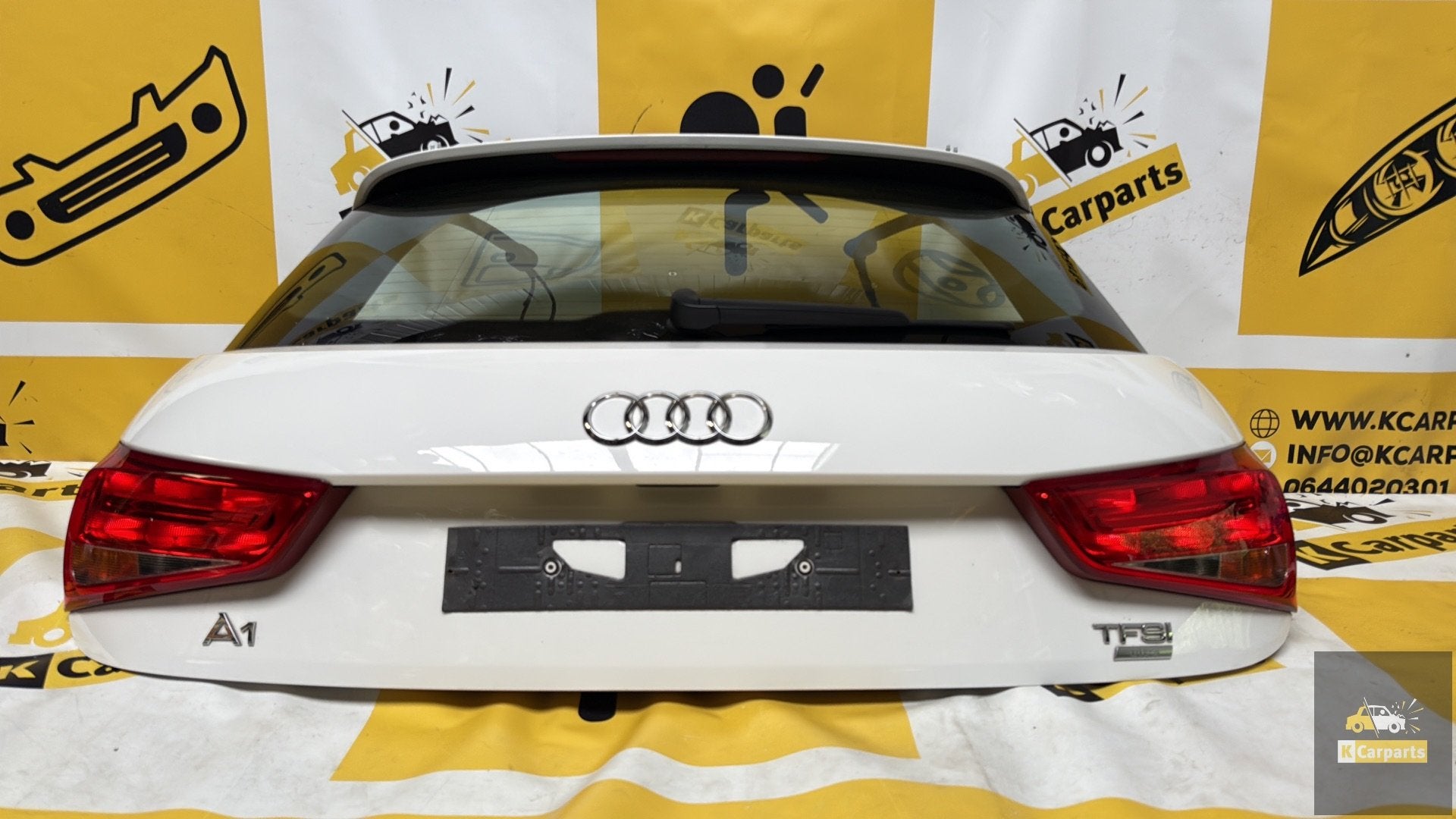 Audi a1. Achterklep 81A 2012-2019 Origineel achterklep