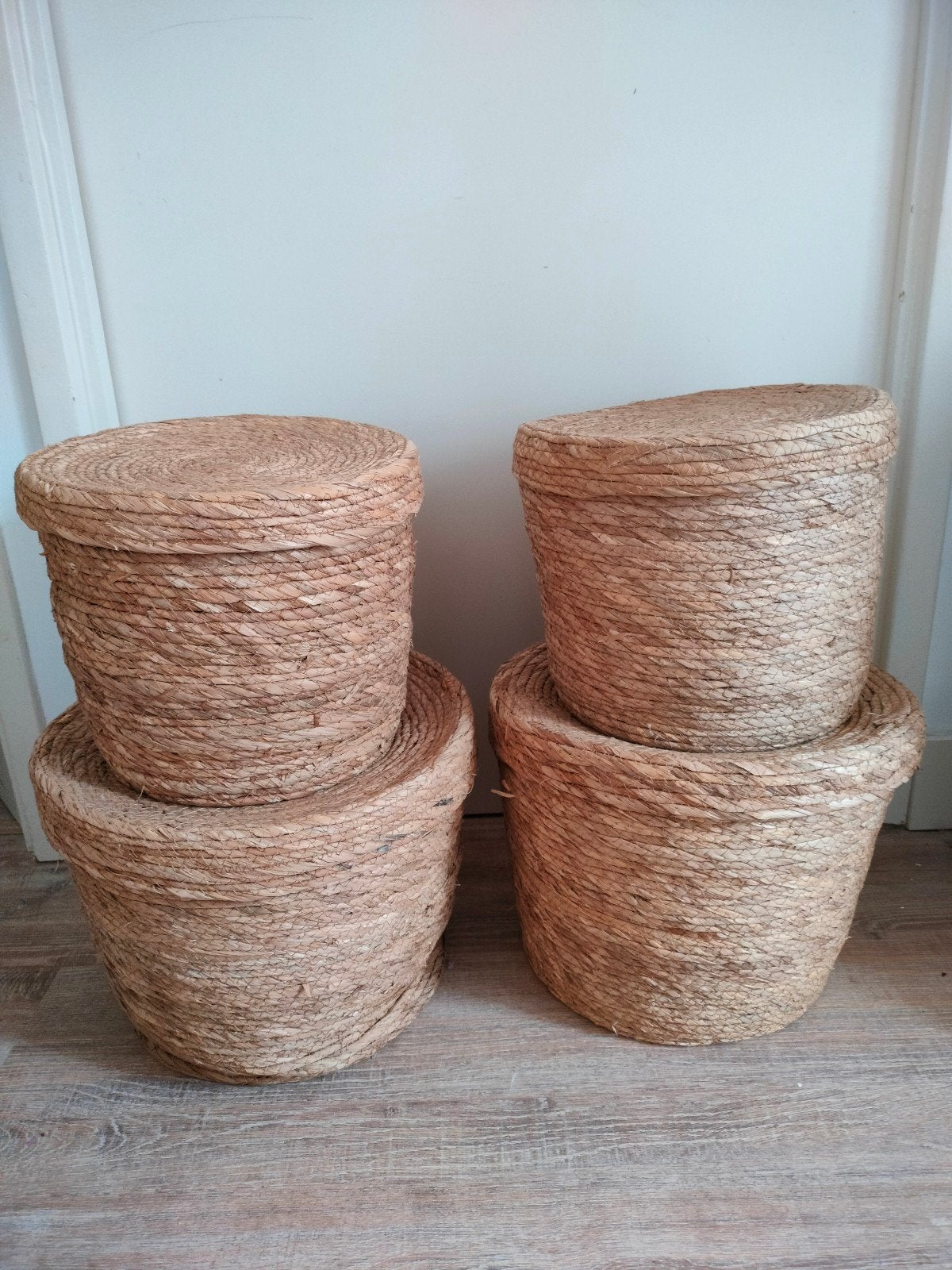 Diverse (rieten) manden, Ophalen, Rond, Riet