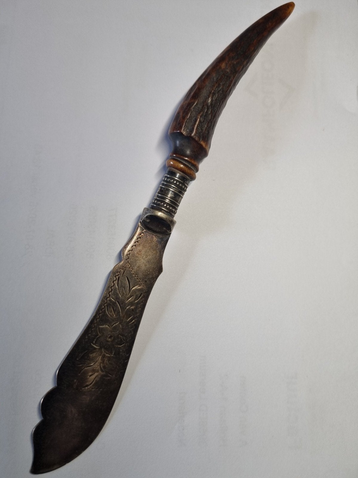 Antiek botermes met hertshoorn handvat en zilveren blad, Ophalen of Verzenden