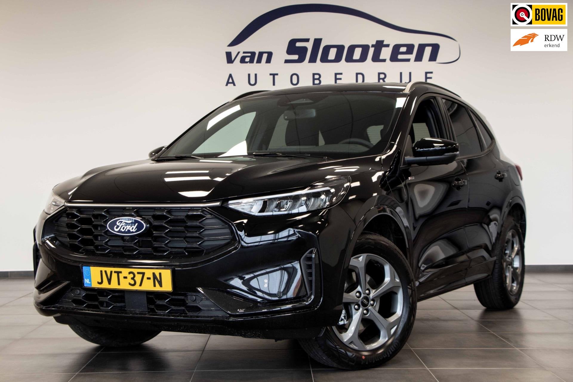 Ford KUGA 2.5 PHEV ST-Line |PanoDak|Navi|360Camera|InklapTre, Auto's, Stof, Gebruikt, 4 cilinders, Zwart