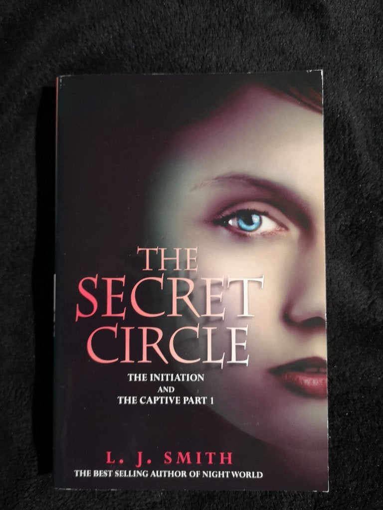 L.J. Smith, The Secret Circle: The Initiation and The, Ophalen of Verzenden, Gelezen