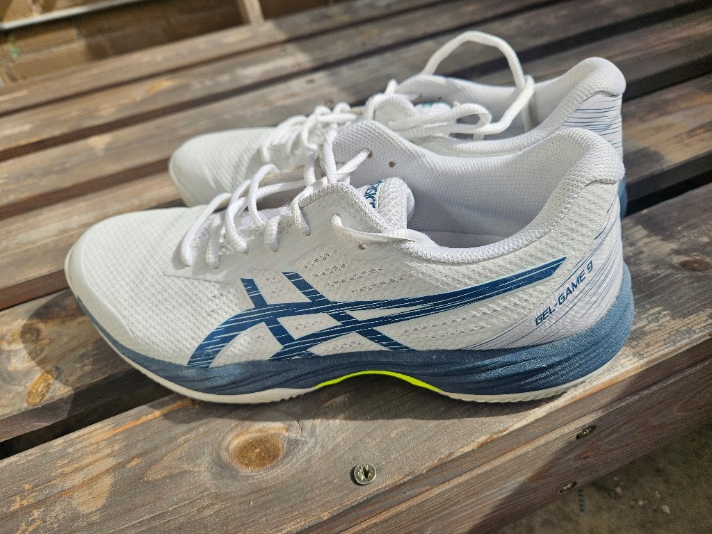 Asics gel game 9 sportschoen fitness maat 42,5, Kleding | Heren, Schoenen, Ophalen of Verzenden, Zo goed als nieuw, Asics, Wit