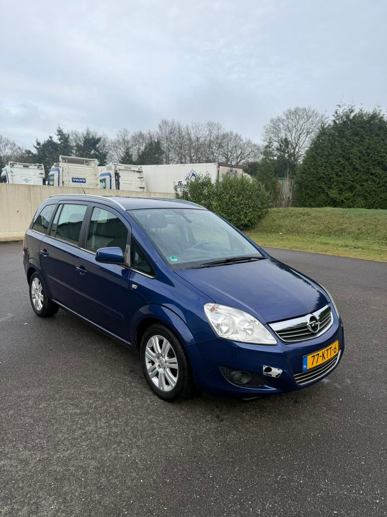 Opel Zafira 1.8 2010 Blauw, Auto's, Opel, Voorwielaandrijving, 4 cilinders, Blauw, 1403 kg