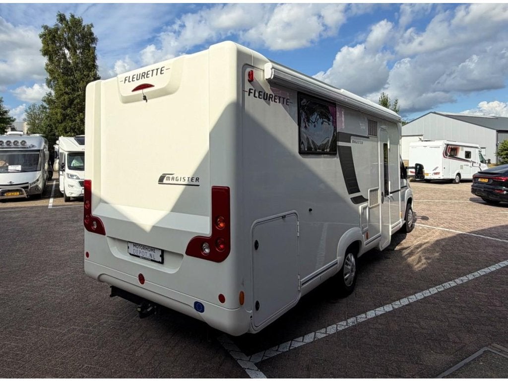 Fleurette Magister 73 LMS Dak Airco slechts 33.500 km !, Overige merken, 7 tot 8 meter, Bedrijf, Startonderbreker