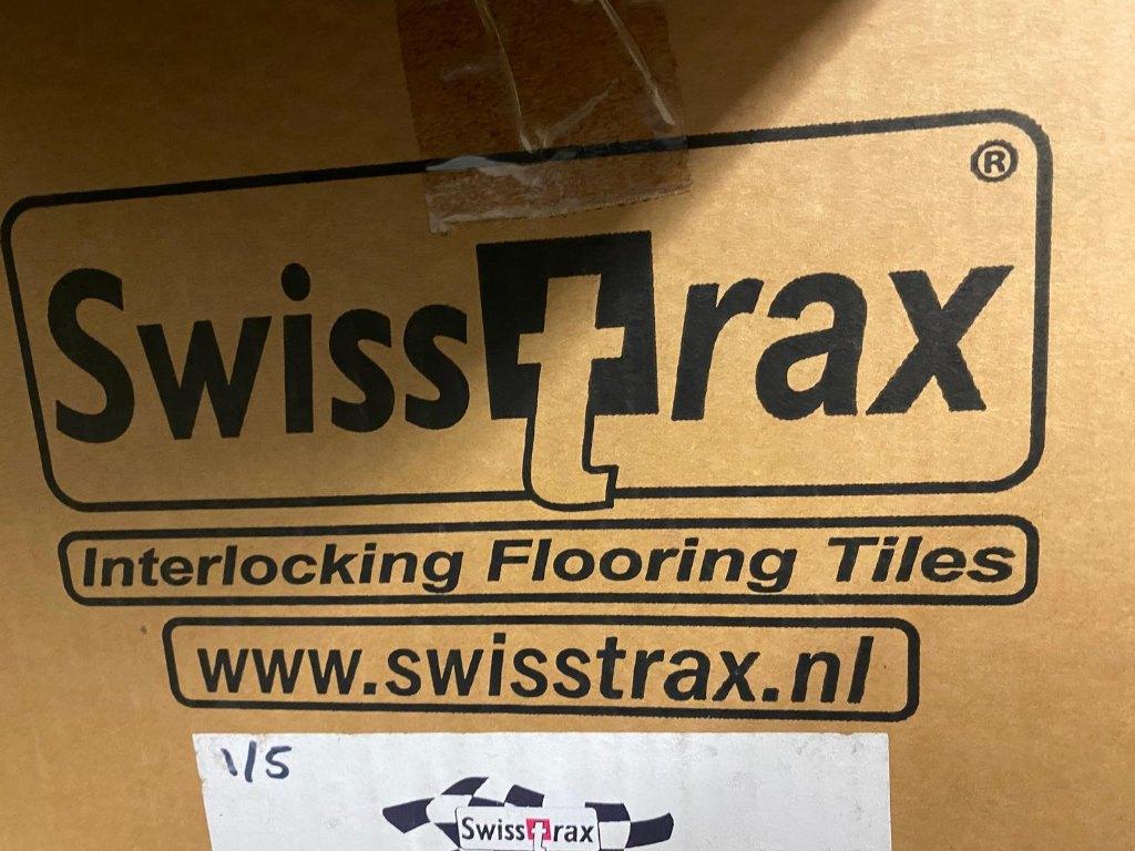 Swisstrax kunstof garage- of balkontegels, Ophalen, Zo goed als nieuw, Kunststof