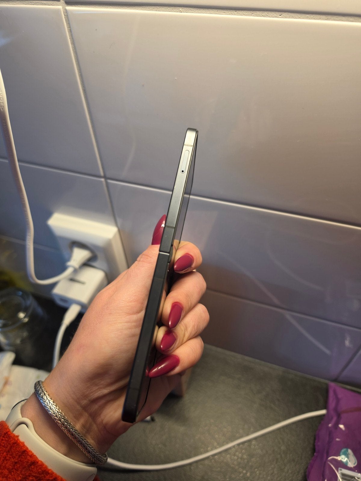 Foto 6 van Samsung Galaxy Z Flip 7 256GB Zwart - Zo goed als nieuw