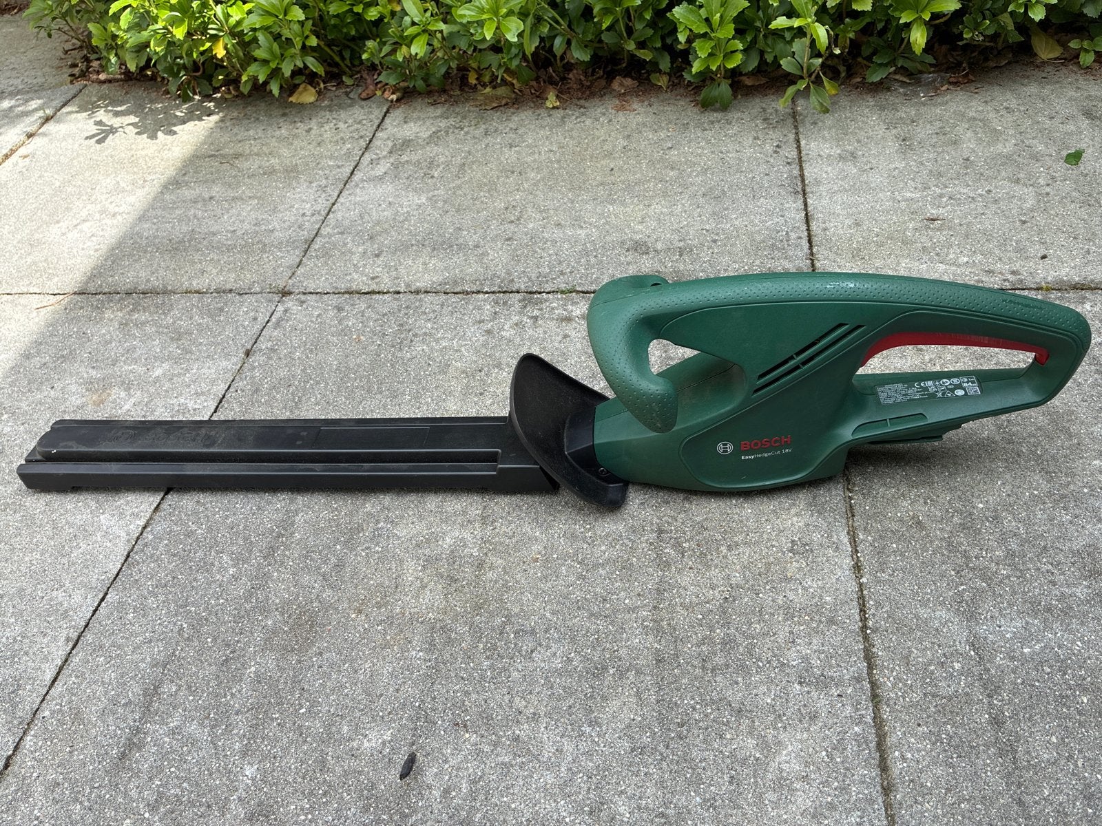 Bosch EasyHedgeCut 18V heggenschaar, Tuin en Terras, Heggenscharen, Ophalen, Gebruikt, Accu