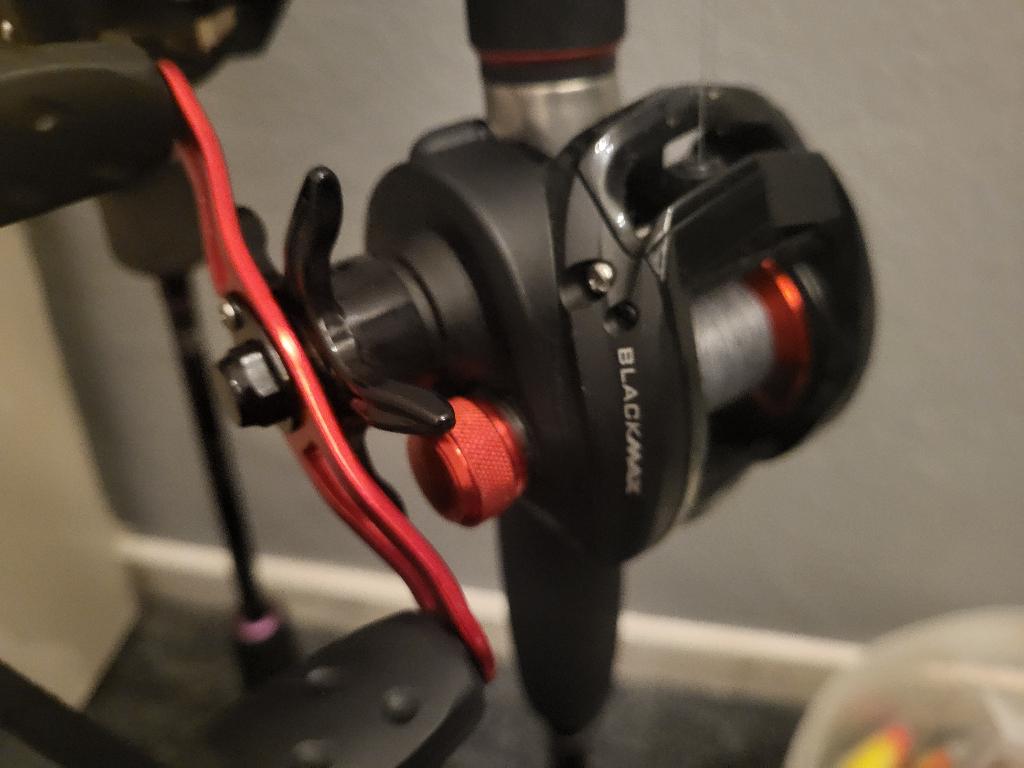 ::: Te Koop BaitCasters Vishengels + Toebehoren :::, Ophalen, Zo goed als nieuw, Werphengel