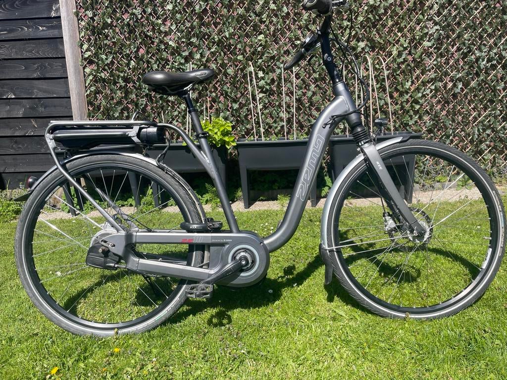 Zemo elektrische fiets. Bosch middenmotor, Nuvinci automaat, Fietsen en Brommers, Elektrische fietsen, Gebruikt, 50 km per accu of meer