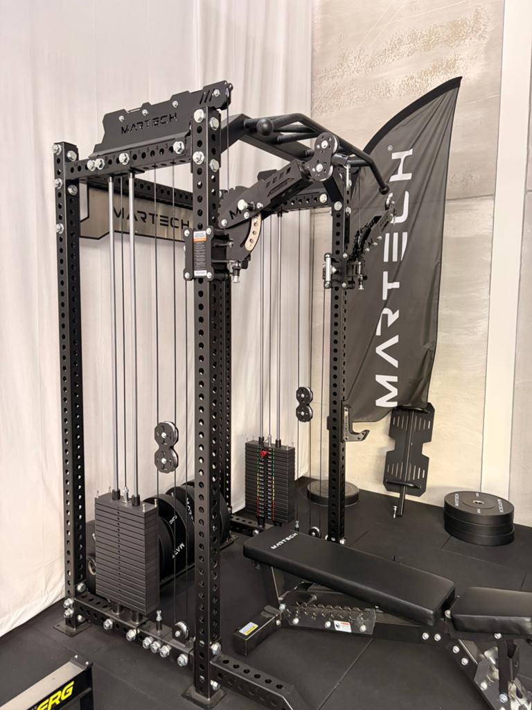 M8 precision rack showroom model te koop, Sport en Fitness, Fitnessapparatuur, Zo goed als nieuw, Krachtstation, Armen, Ophalen of Verzenden