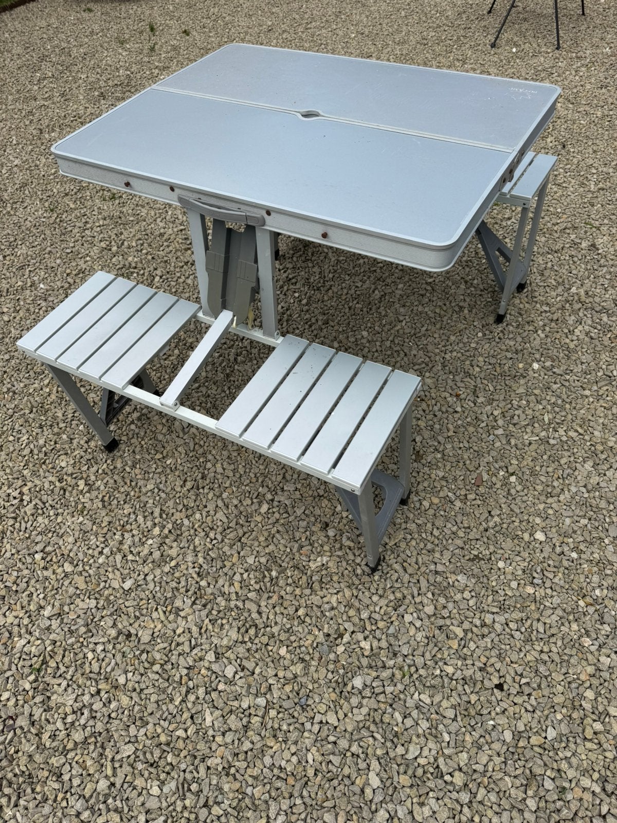 Kamperen, Caravans en Kamperen, Ophalen, Zo goed als nieuw, Campingtafel