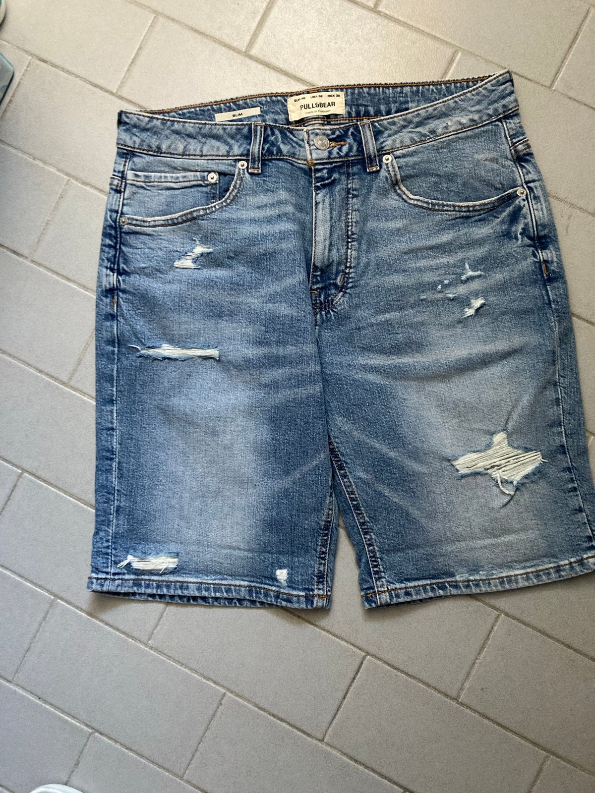 Pull&Bear Slim Fit Jeans Shorts - Maat W32, Ophalen of Verzenden, Zo goed als nieuw, Blauw, W32 (confectie 46) of kleiner