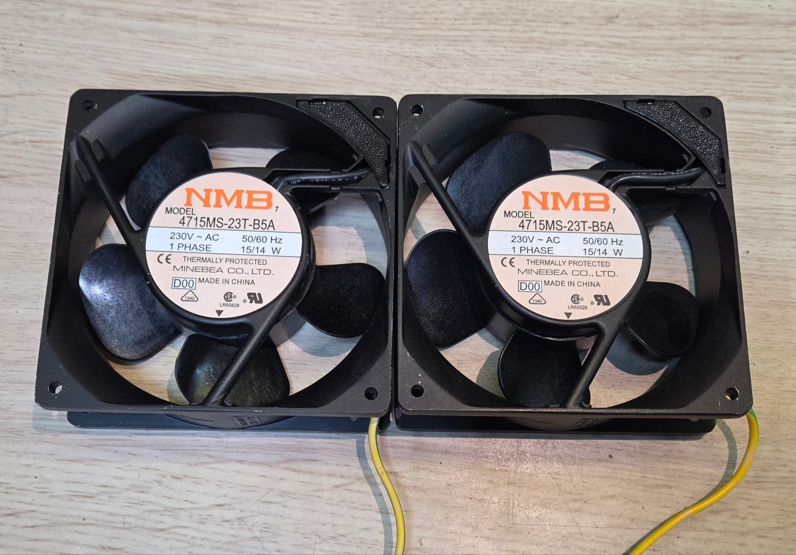 2x originele NMB 4715MS-23T-B5A 12cm koelventilator 230V/15W, Ophalen of Verzenden, Zo goed als nieuw