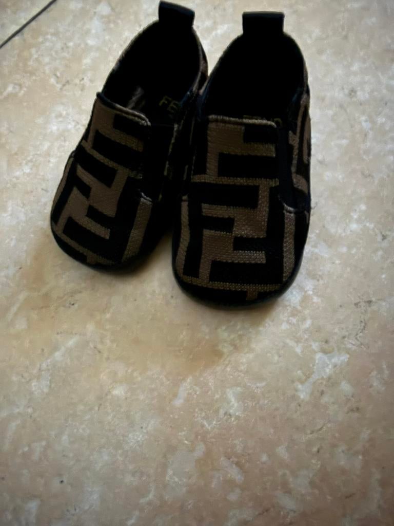 Baby schoenen en baby jasjes, Ophalen of Verzenden, Zo goed als nieuw