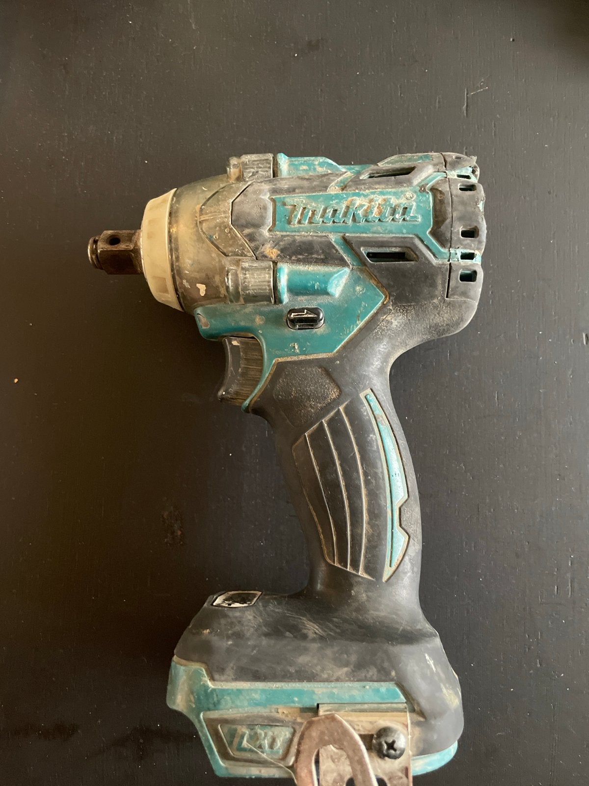 Makita DTW285 Slagmoersleutel - Krachtig en Compact, Gebruikt, Variabele snelheid, Overige typen, Ophalen of Verzenden