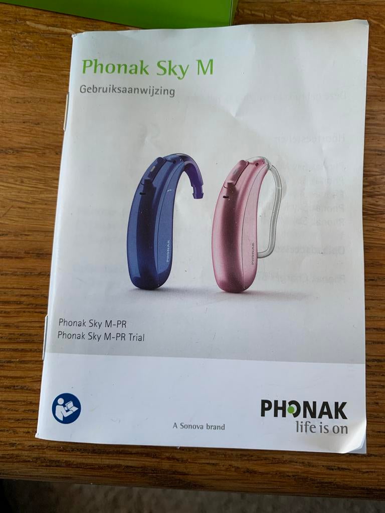 Phonak Sky M Gehoorapparaat met TV Connector en Afstandsbedi, Ophalen of Verzenden, Gebruikt