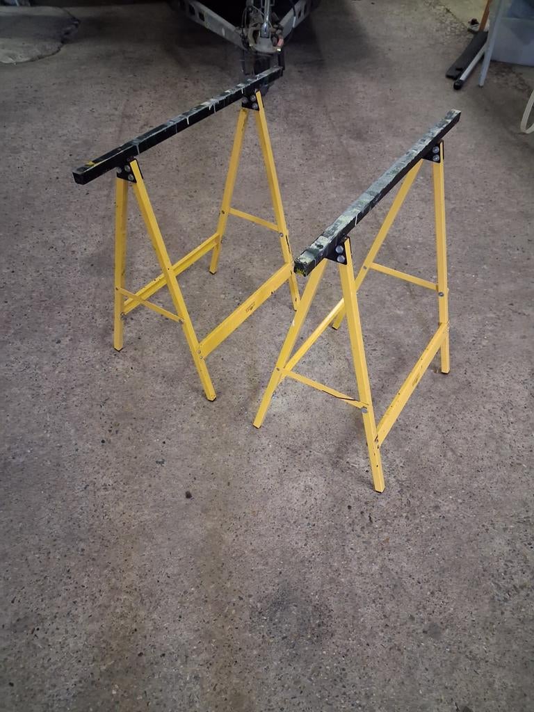 2x Wisvo Tools Profi Schragen - Geel, Doe-het-zelf en Verbouw, Ophalen, Gebruikt