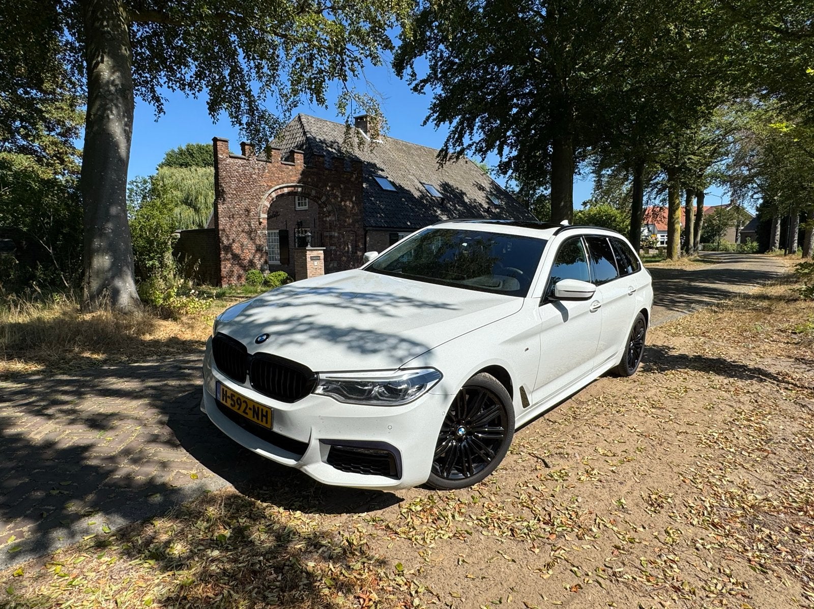 BMW 540d xDrive M-Sport | bijna full option, Automaat, Euro 6, 2993 cc, Wit