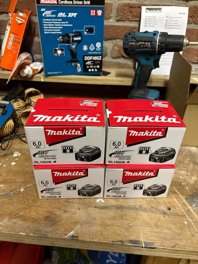 4x Nieuwe Originele Makita Accu’s 6.0Ah 18V (BL1860B), Doe-het-zelf en Verbouw, Gereedschap | Overige machines, Verzenden, Makita